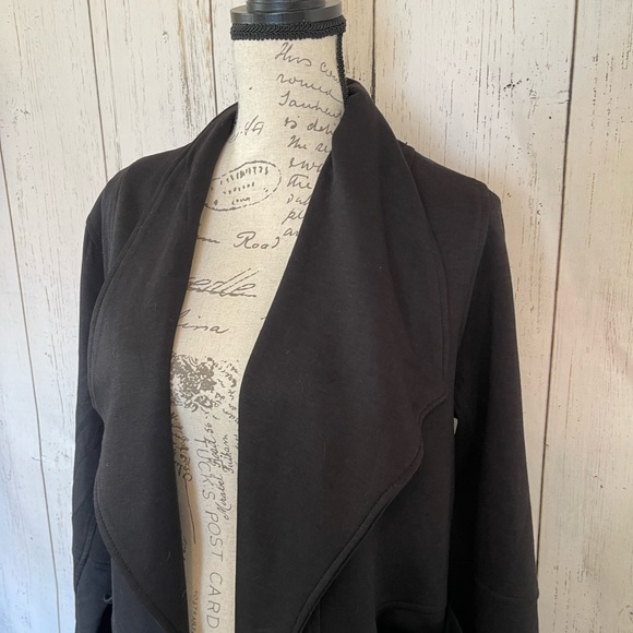 Max studio plus size jacket - Picture 2 of 4